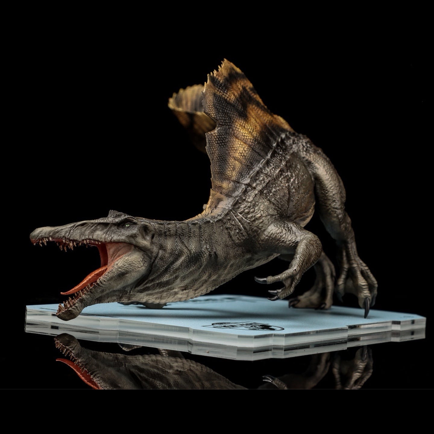 DinoDream | Jurassic World Spinosaurus Attack Version Statue | 1/30 Scale