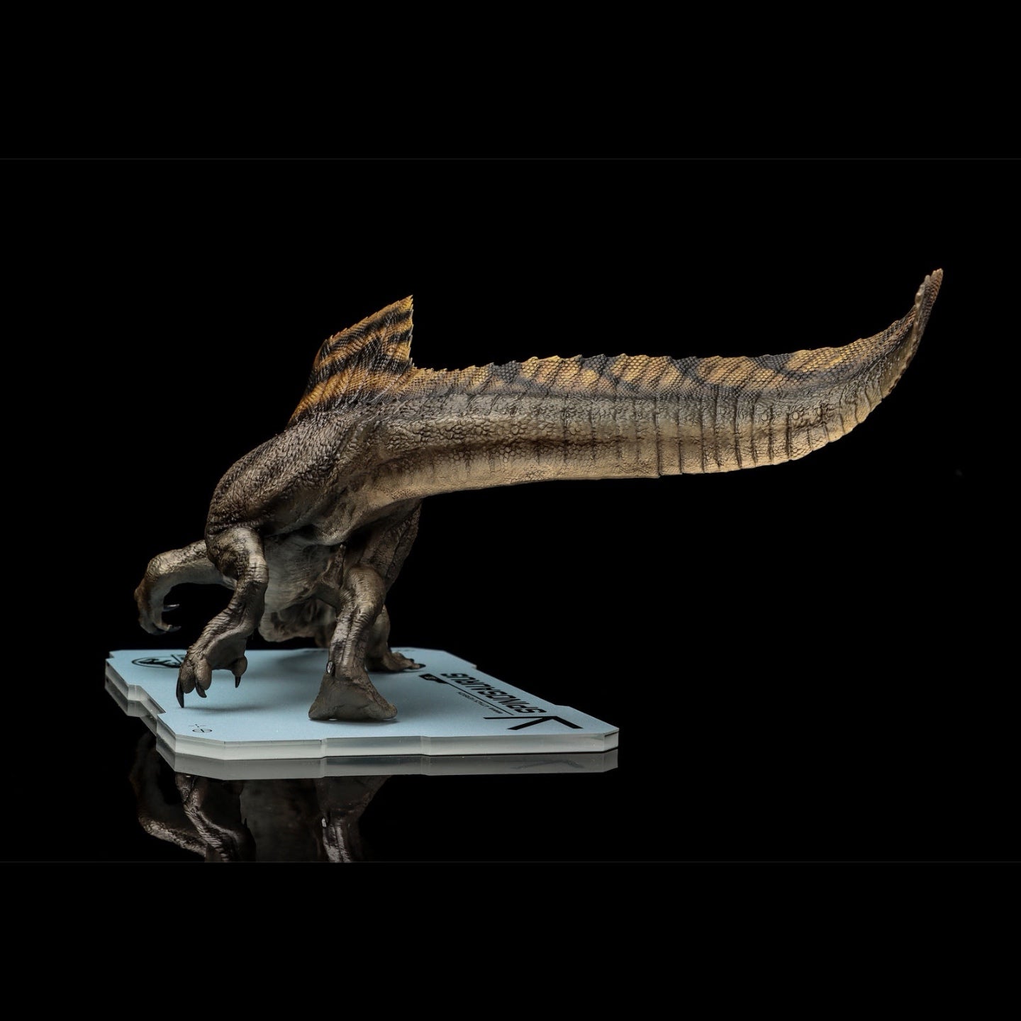 DinoDream | Jurassic World Spinosaurus Attack Version Statue | 1/30 Scale