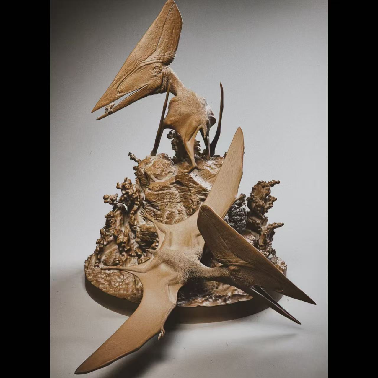 Hatzegopteryx statue Model Kit 1:35 Scale Musee Studio