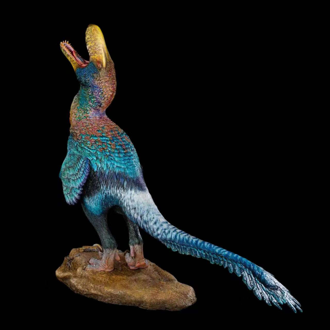 Utahraptor Statue Model Kit 1:15 Scale Cen Studio