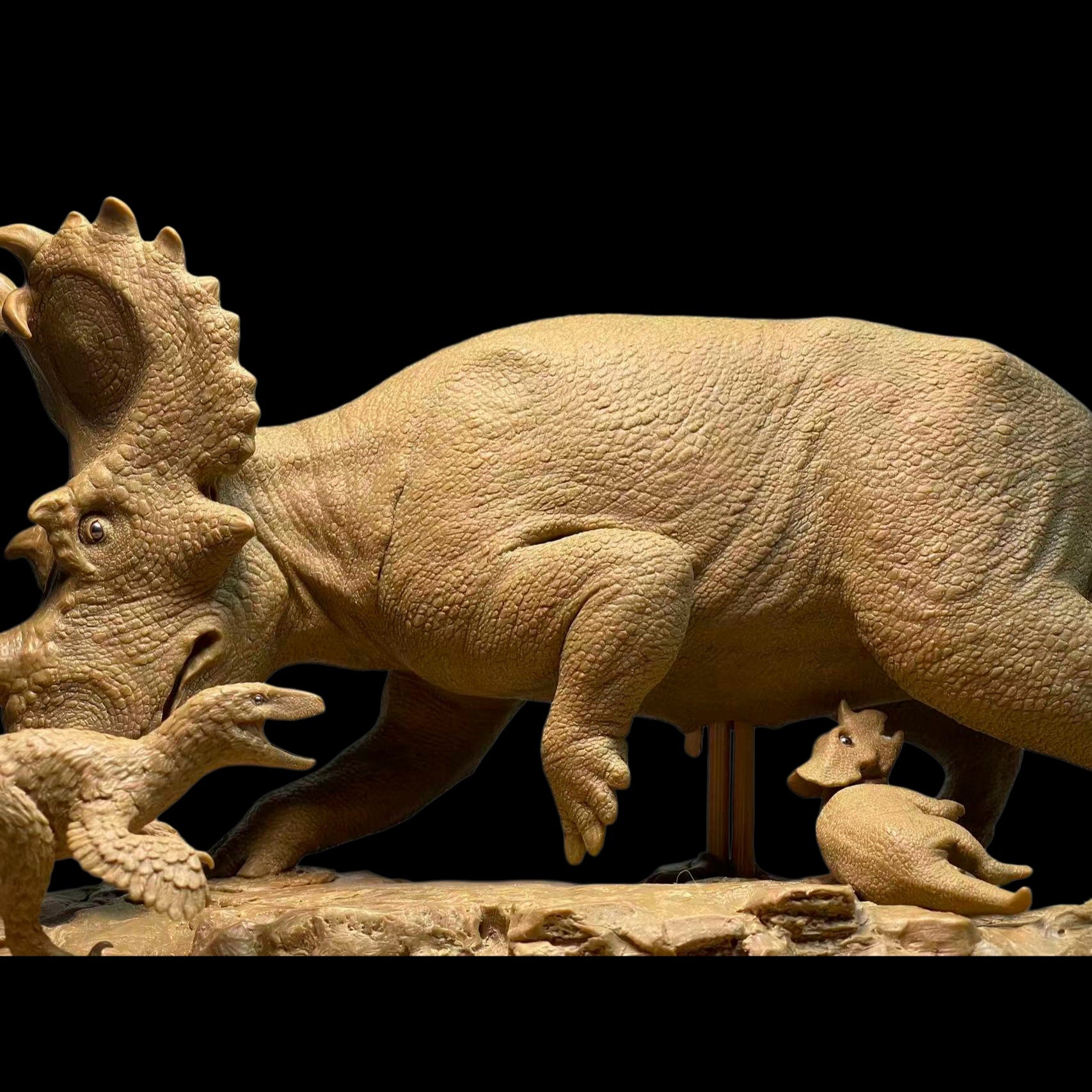 Centrosaurus vs Raptors statue Model Kit 1:18 Scale Sen Sen Studio