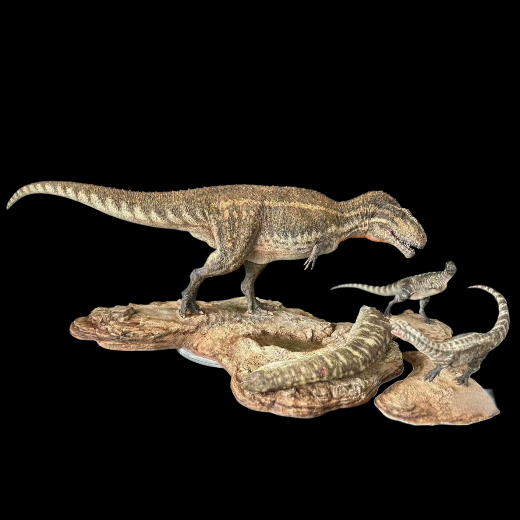 MAPUSAURUS FAMILY SCENE statue Model Kit 1:15 Scale Showanna Studio