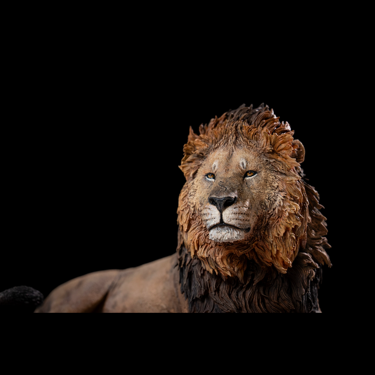 AFRICAN LION "OLOSHIPA" 1:10 / 1:6 DIORAMA ART STATUE (GREY RESIN KIT / PAINTED EDITION)