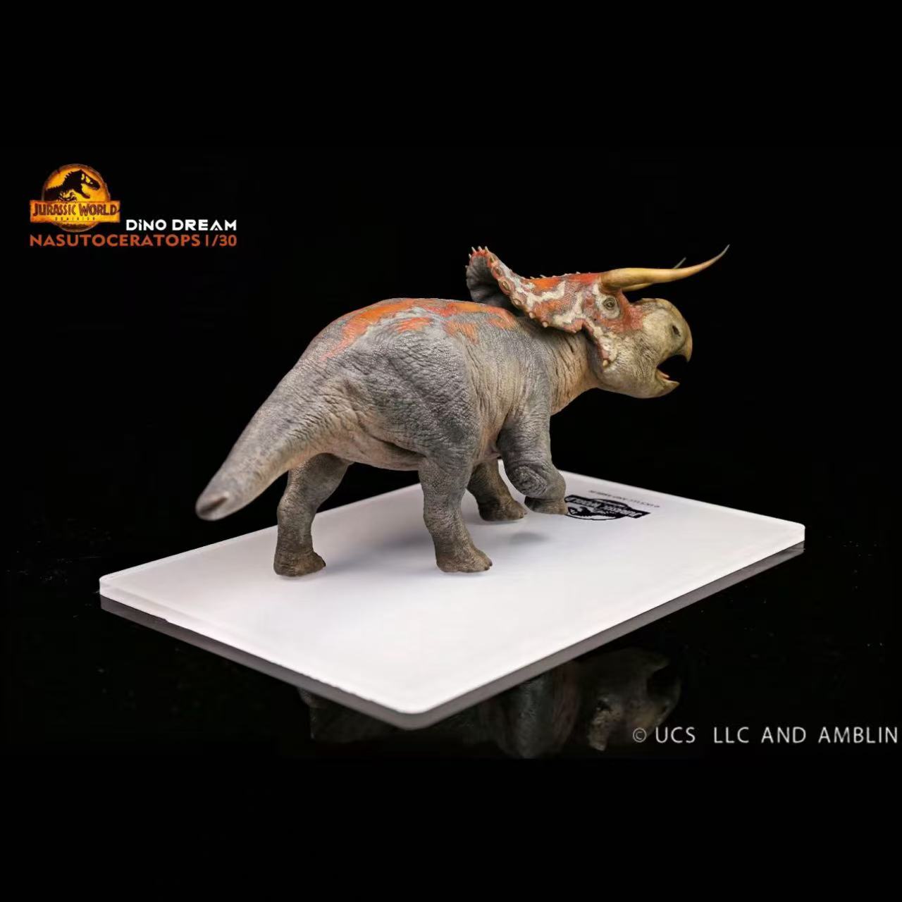 DinoDream Jurassic World Nasutoceratops Statue 1/30 Scale