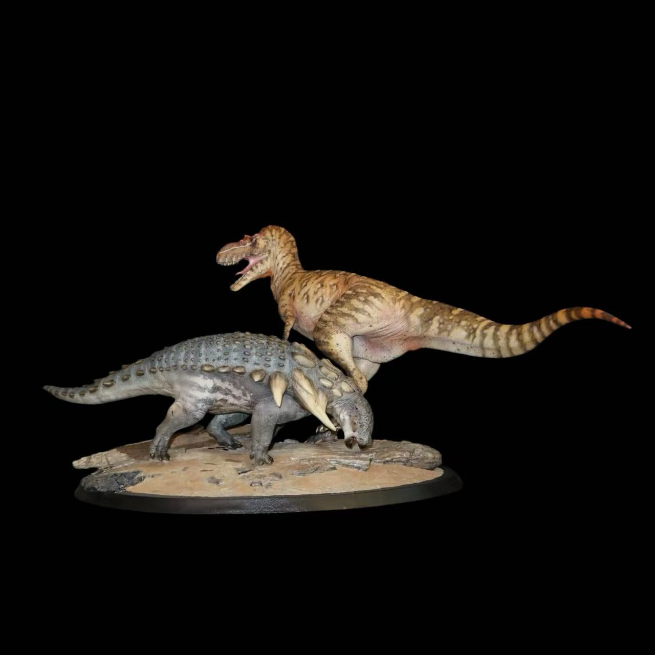 Albertosaurus vs. Edmontonia: "The Gambit" statue Model Kit 1:18 Scale  Dinosoul Studio