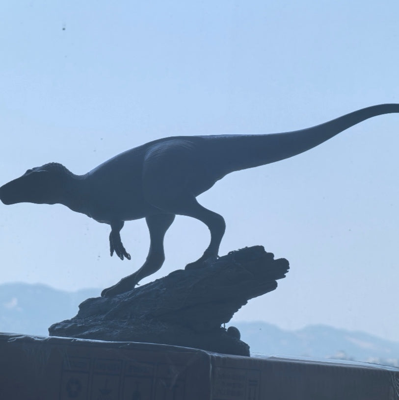 Nanotyrannus statue Model Kit 1:20 Scale MK Studio
