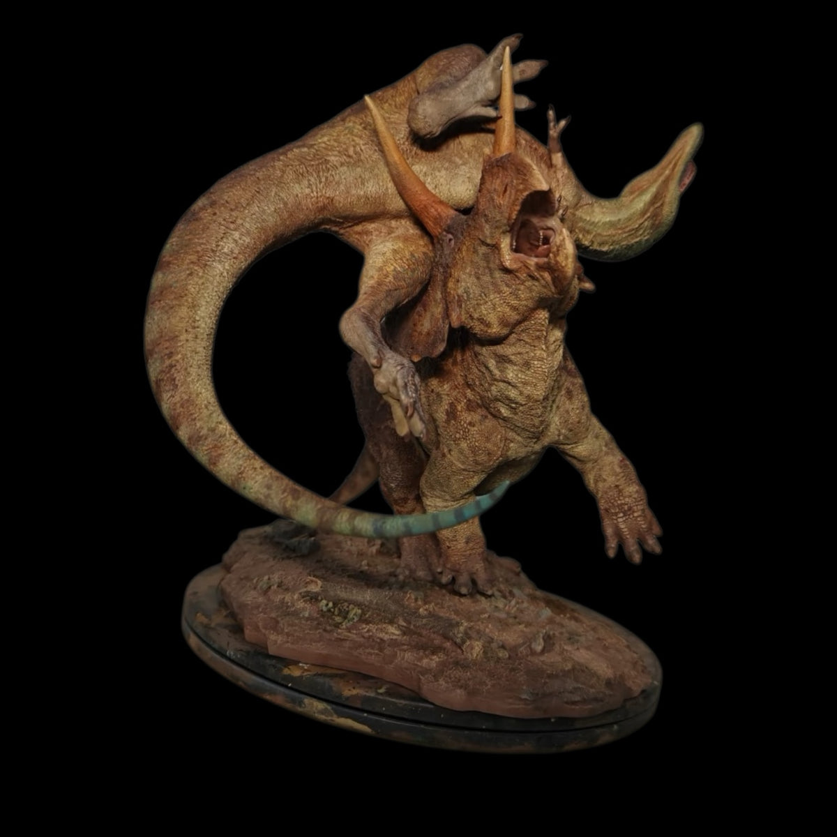 Eotriceratops vs Albertosaurus Statue Model Kit 1:18 Scale Showanna Studio