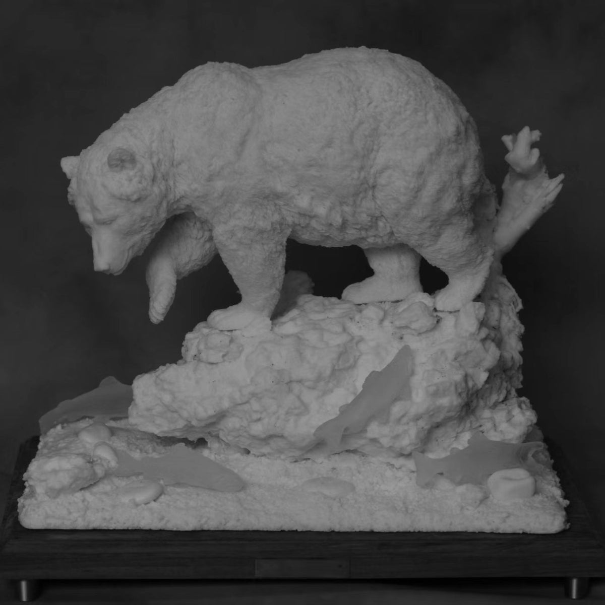 MALE NORTH AMERICAN GRIZZLY BEAR Statue Model Kit 1:10 Scale Jiantao Studio
