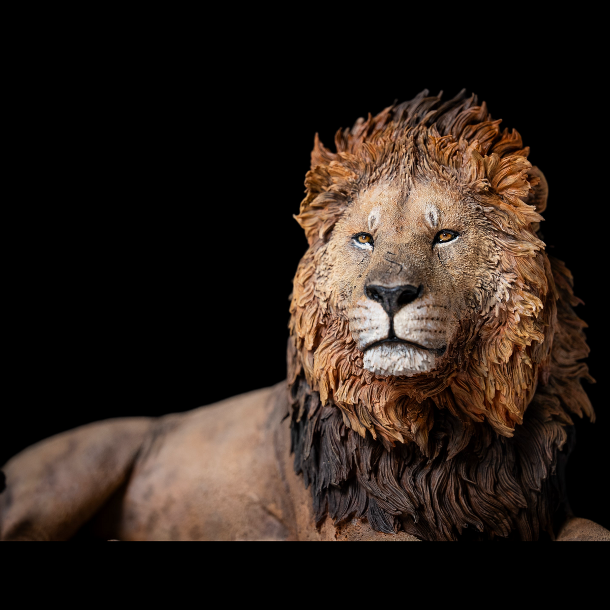 AFRICAN LION "OLOSHIPA" 1:10 / 1:6 DIORAMA ART STATUE (GREY RESIN KIT / PAINTED EDITION)